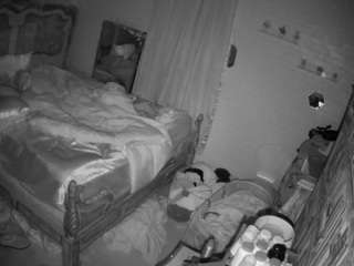 voyeurcam hornyhostel 03